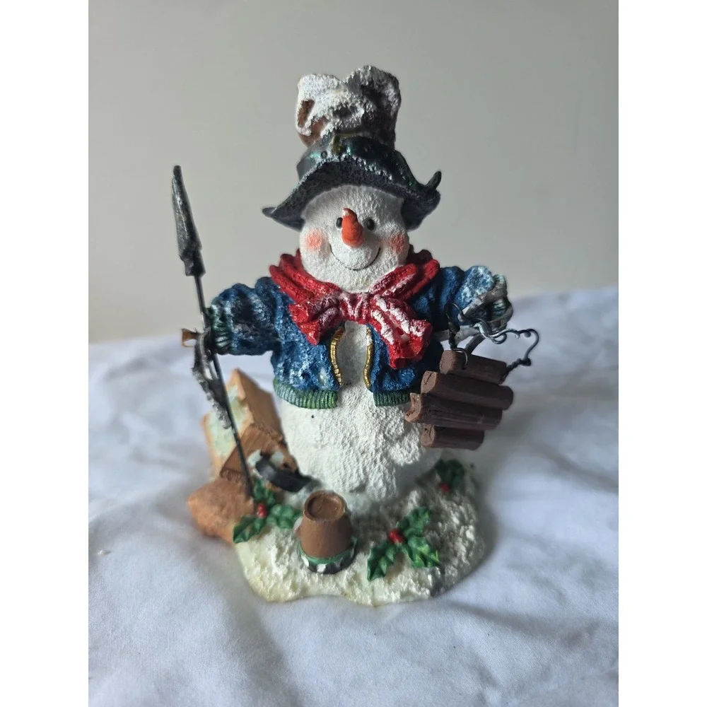 Ceramic Gardener shovel mistletoe wagon‎ xmas figure